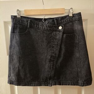 Gilli Black Denim Skirt